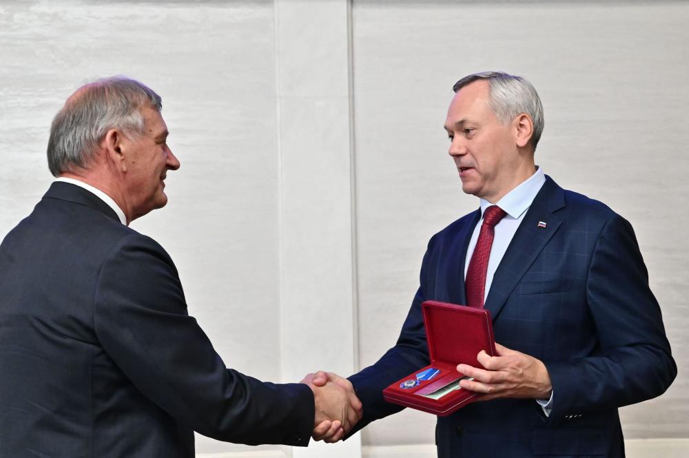 The Governor of the Novosibirsk region presented the Order of Honor to the staff of NSTU-NETI