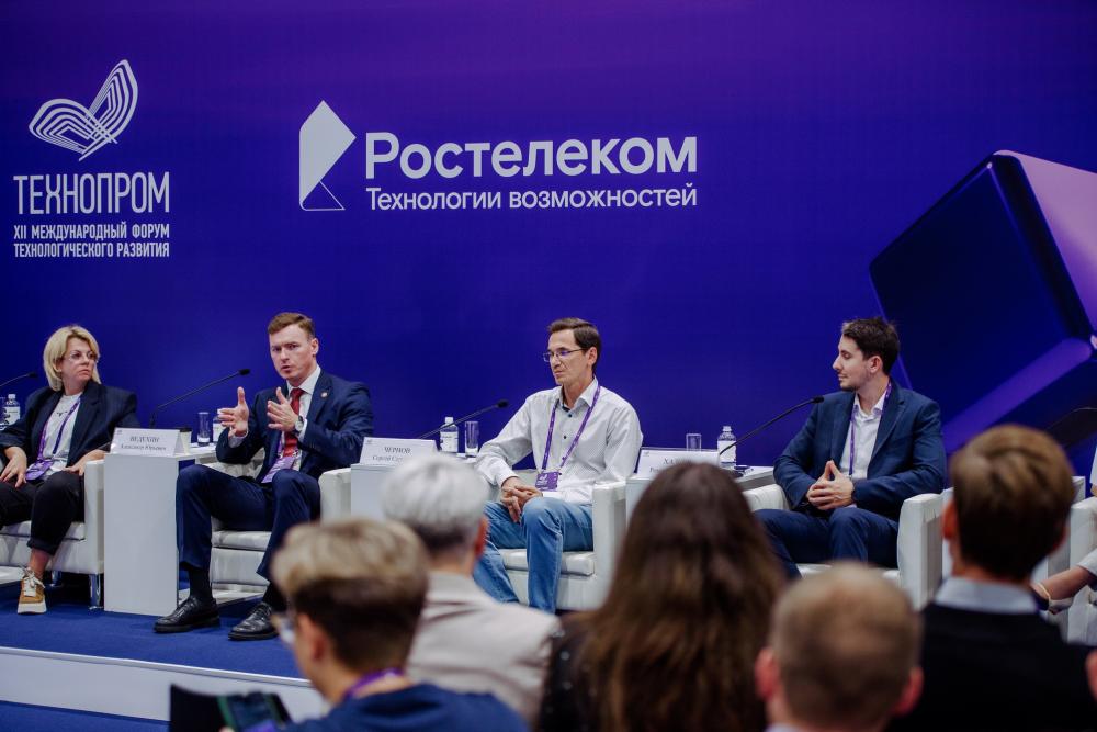 NSTU-NETI scales the All-Russian engineering project "Technonastavnik" to the international level